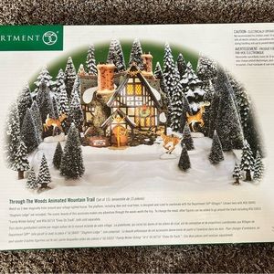 NEW Department 56 Through the Woods Animated Mountain Trail (Set of 15)